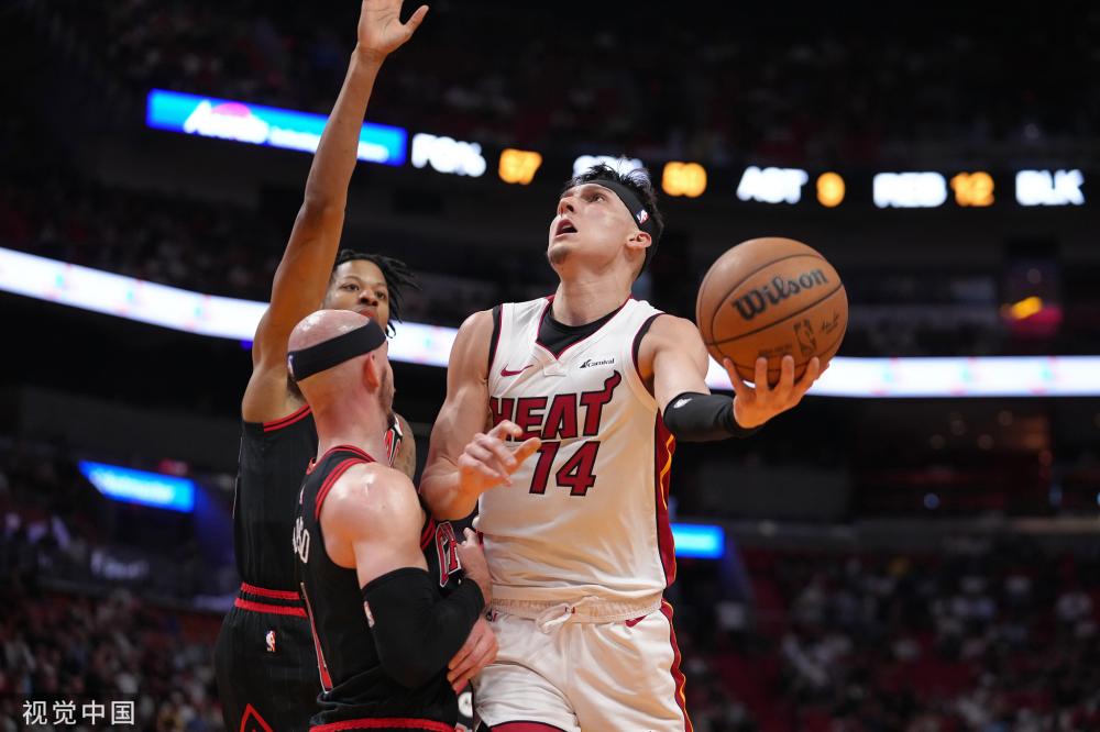 布里之间的 布里之间的