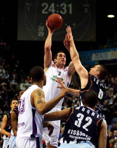 的锋线结构 的锋线结构