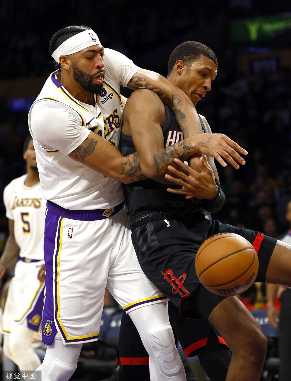 拉姆齐在接 拉姆齐在接